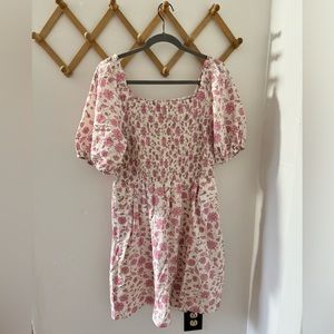 UNIVERSAL THREAD FLORAL DRESS